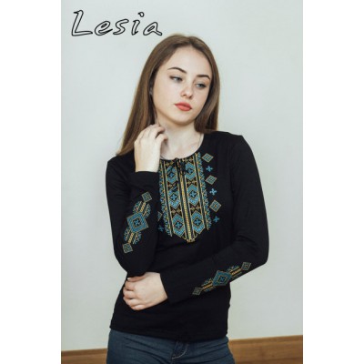 Embroidered t-shirt with long sleeves "Gutsul Ornament" turquise on black